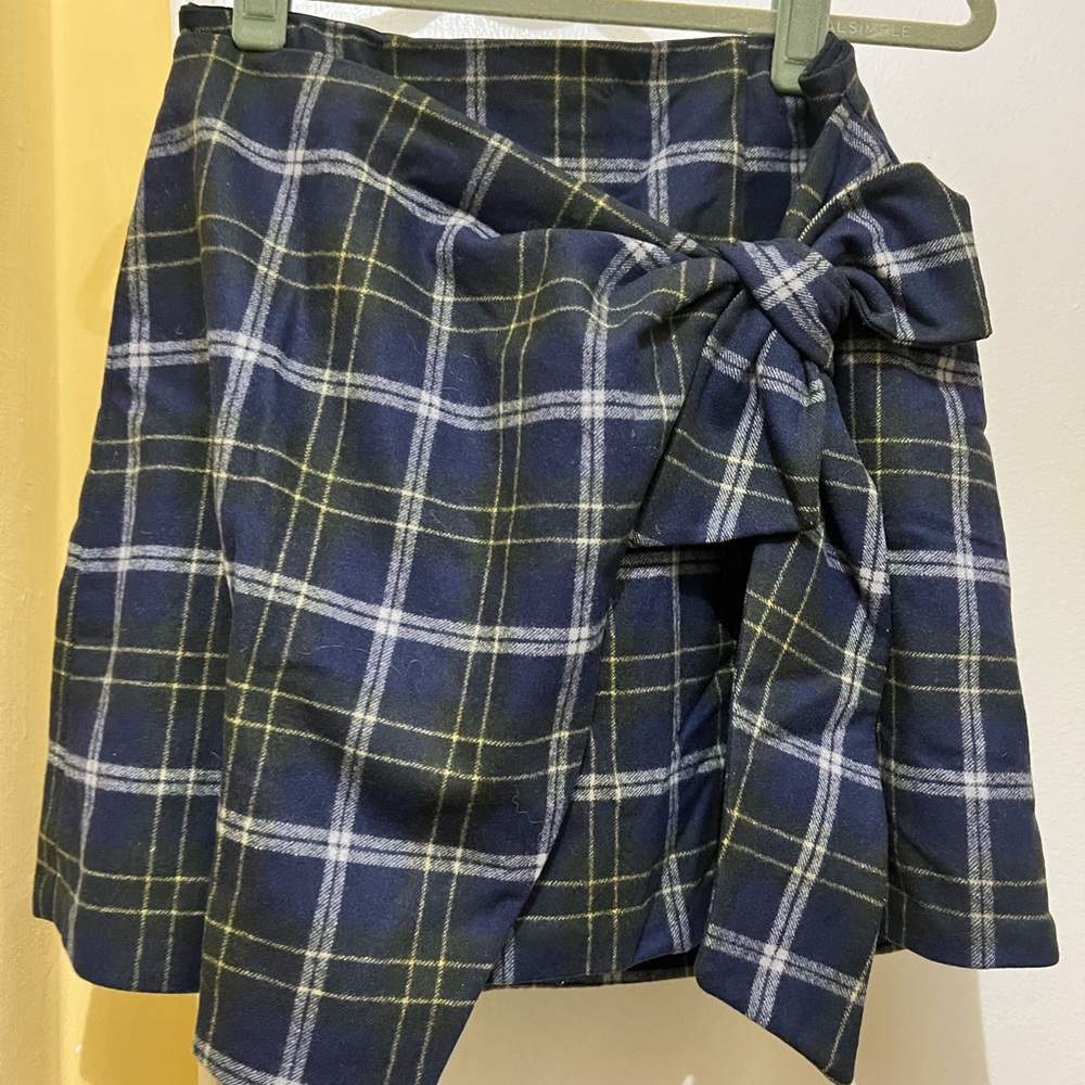 Aritzia Mini skirt